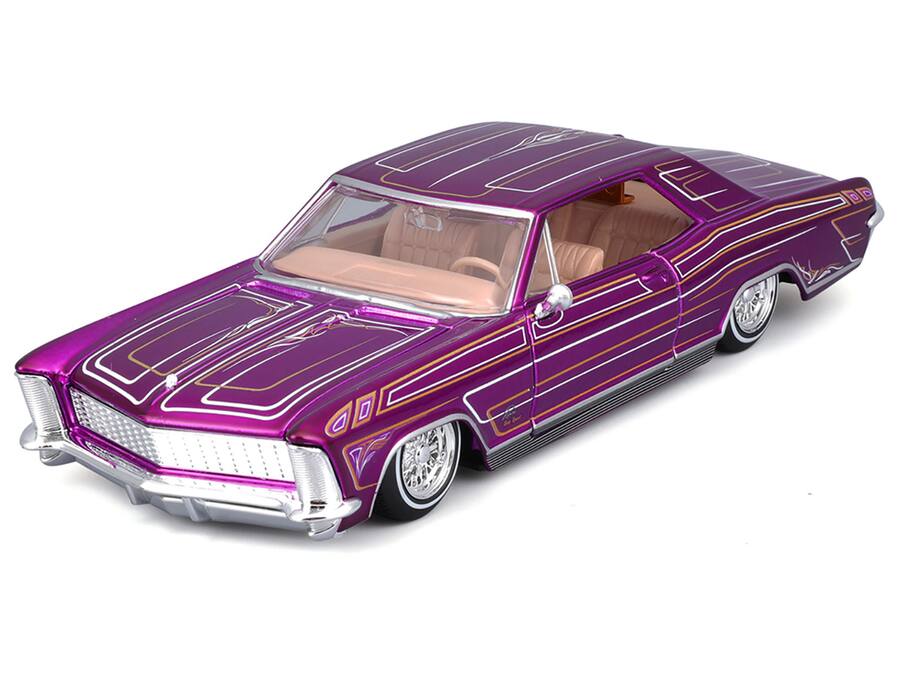 1:26 Maisto Design | 1965 Buick Riviera - Image 3