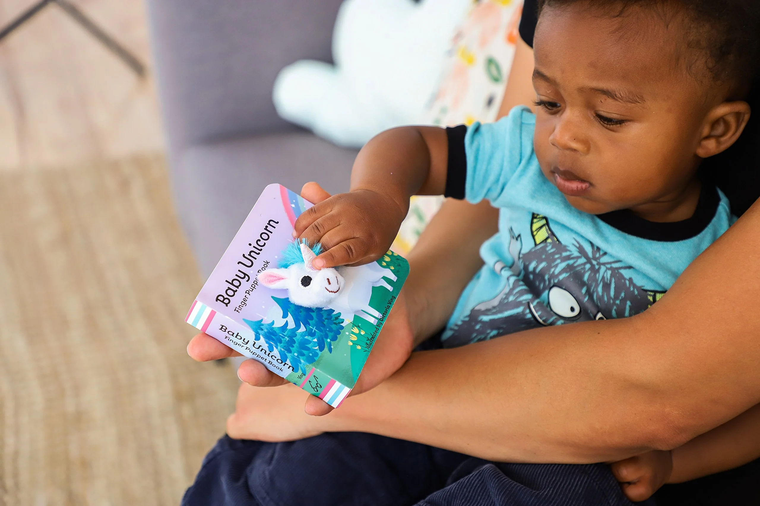 Baby Unicorn with Finger Puppet - Image 4