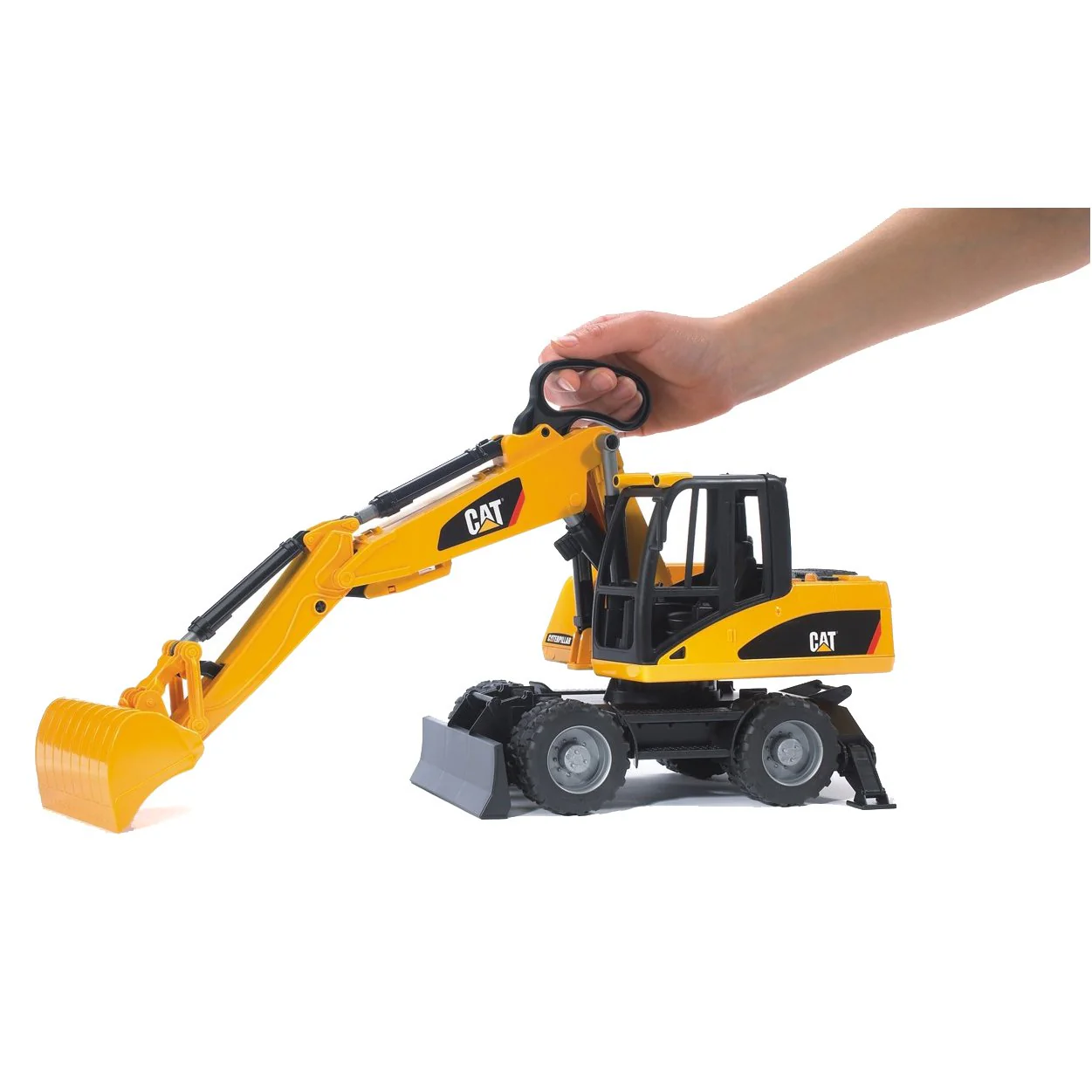 CAT Wheeled Excavator - Image 3