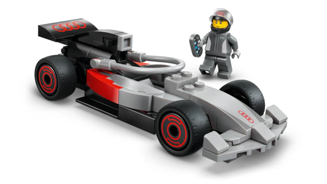 City F1 Display Truck with Audi - Image 4