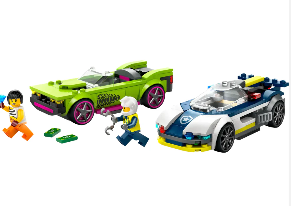 City Police Car and Muscle Car Chase - Image 2