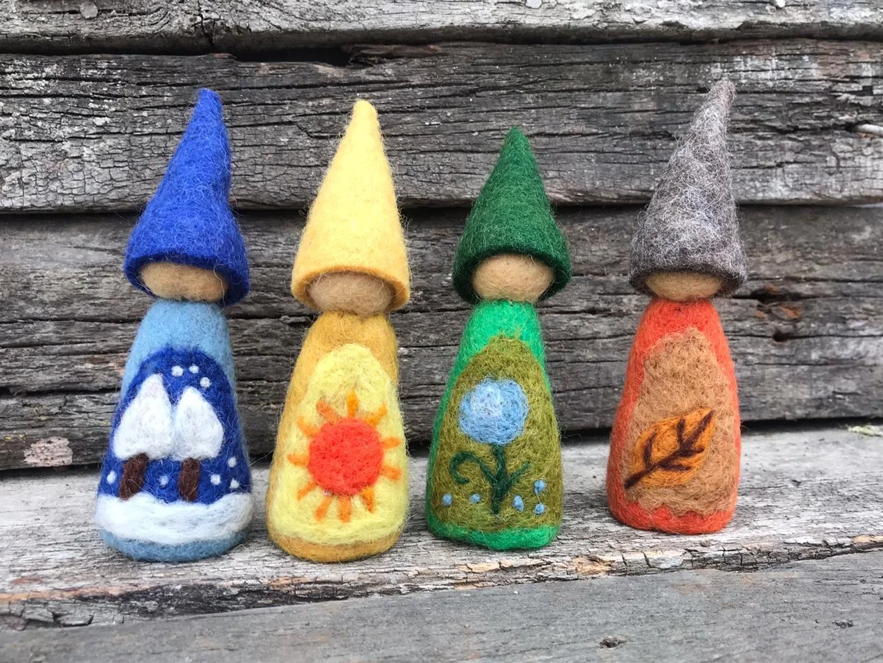 Felt Finger Puppet | Four Seasons Gnome - Image 3