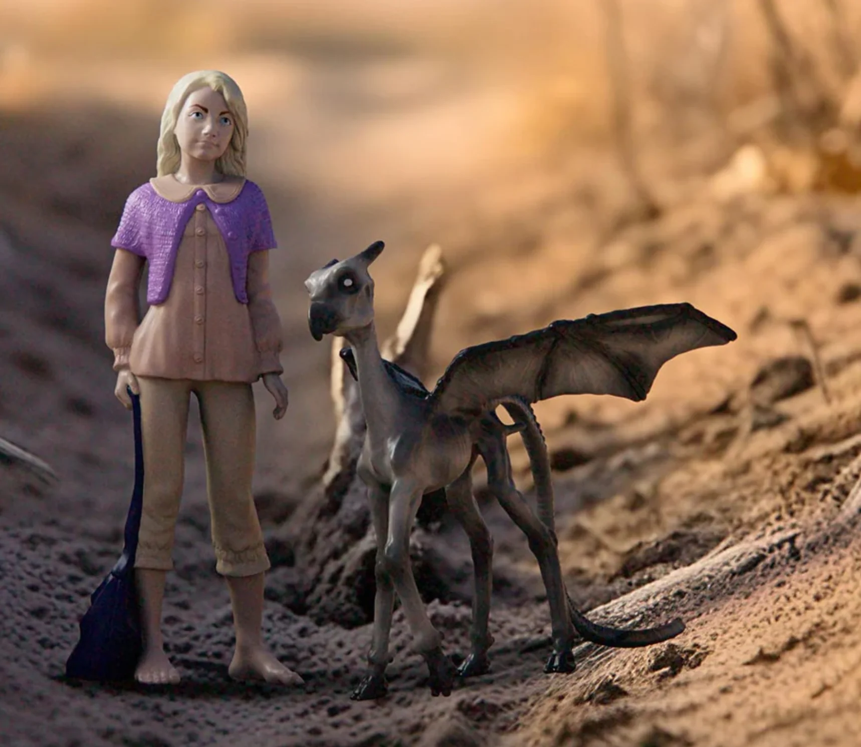 HP Luna Lovegood & Baby Thestral - Image 2