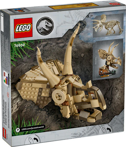 Jurassic World Dinosaur Fossils: Triceratops Skull - Image 2