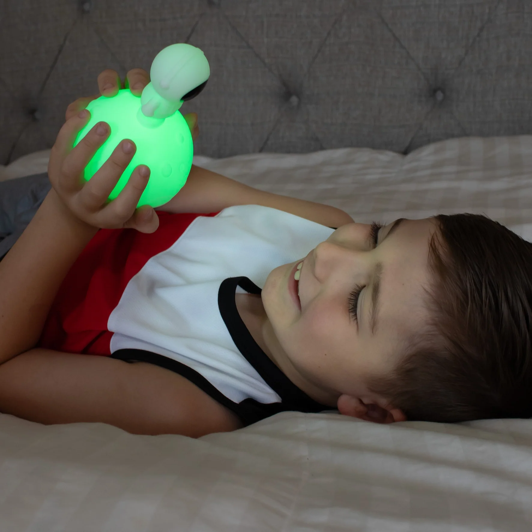 LED Nightlight Jr | Astronaut - Image 3