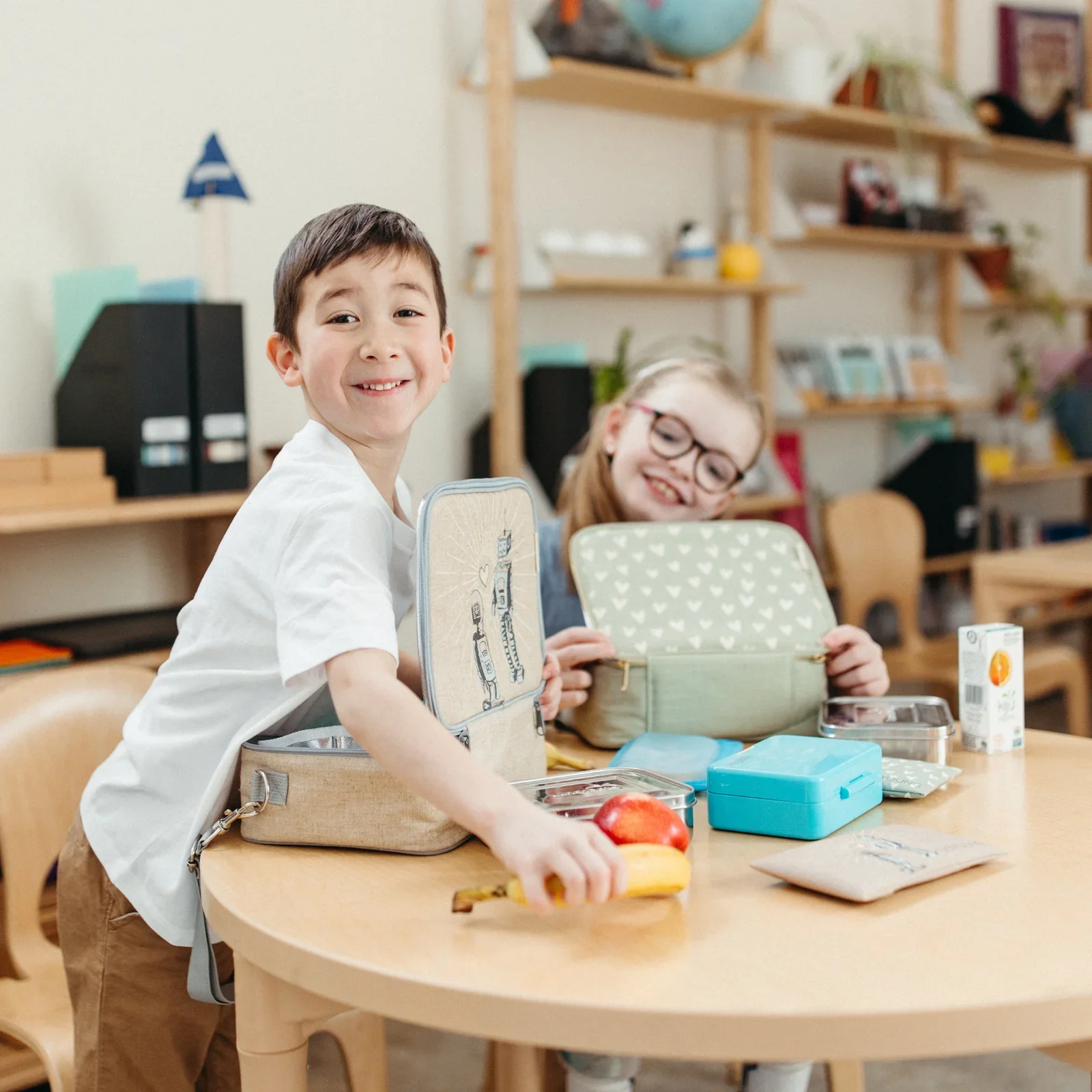 Lunch Box | Robot Playdate - Image 5
