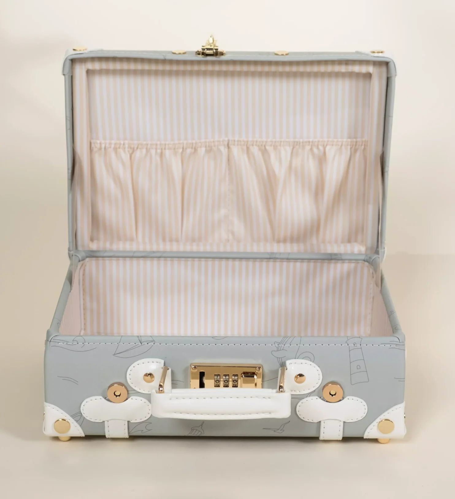 Play Suitcase | Ocean - Image 4