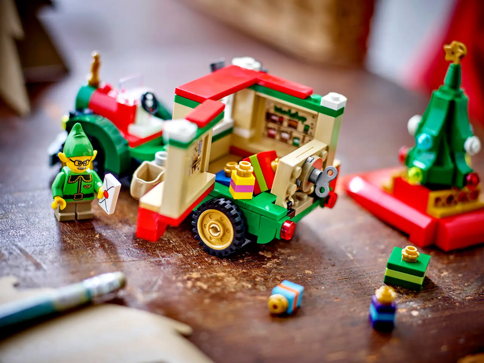 Seasons Santa's Delivery Truck - Image 5