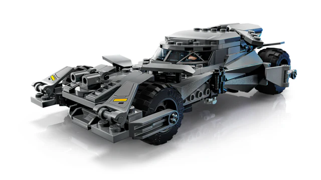 Super Heroes DC Batman v Superman Batmobile - Image 4